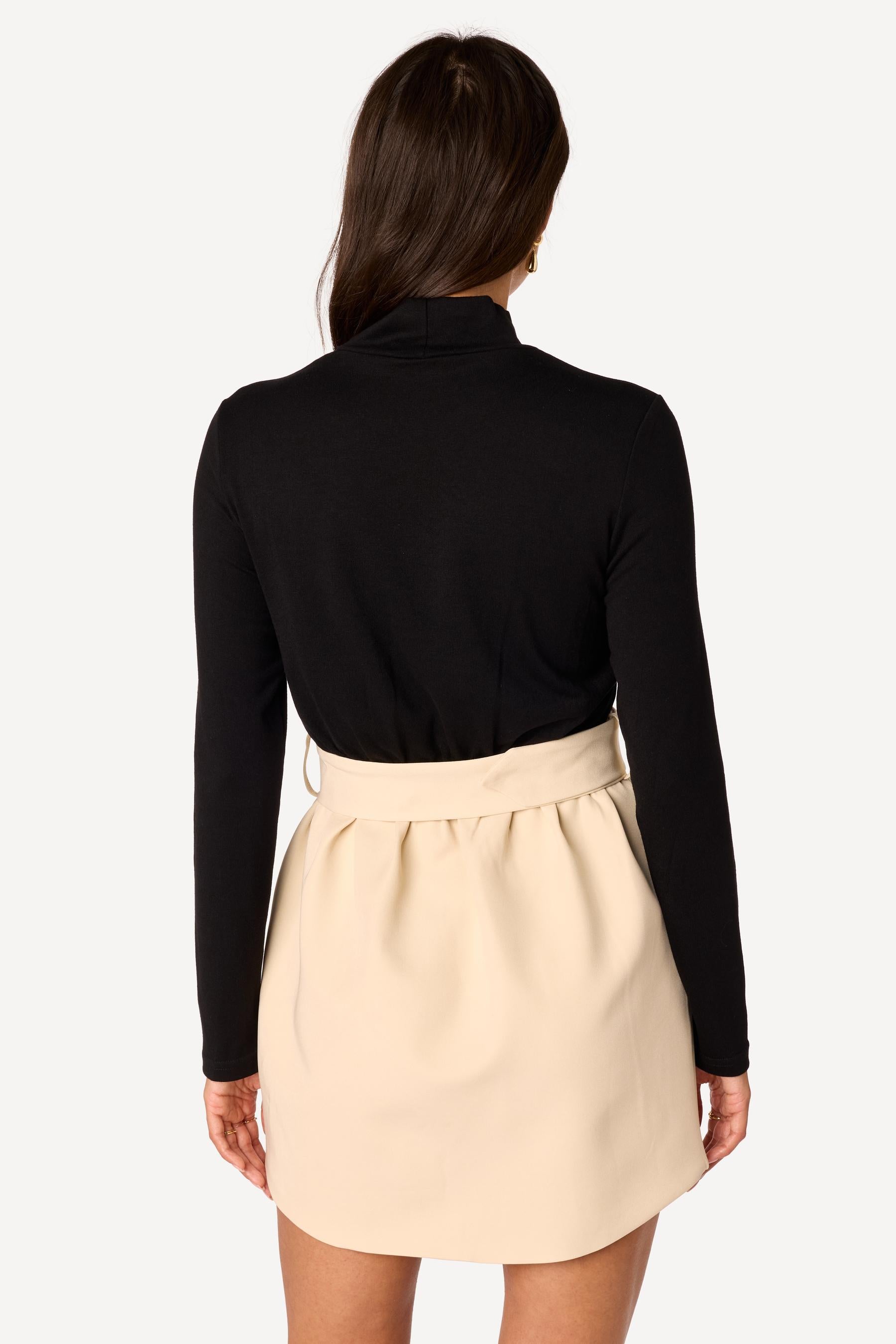 Robe courte bi-matière Noir - Axara Paris