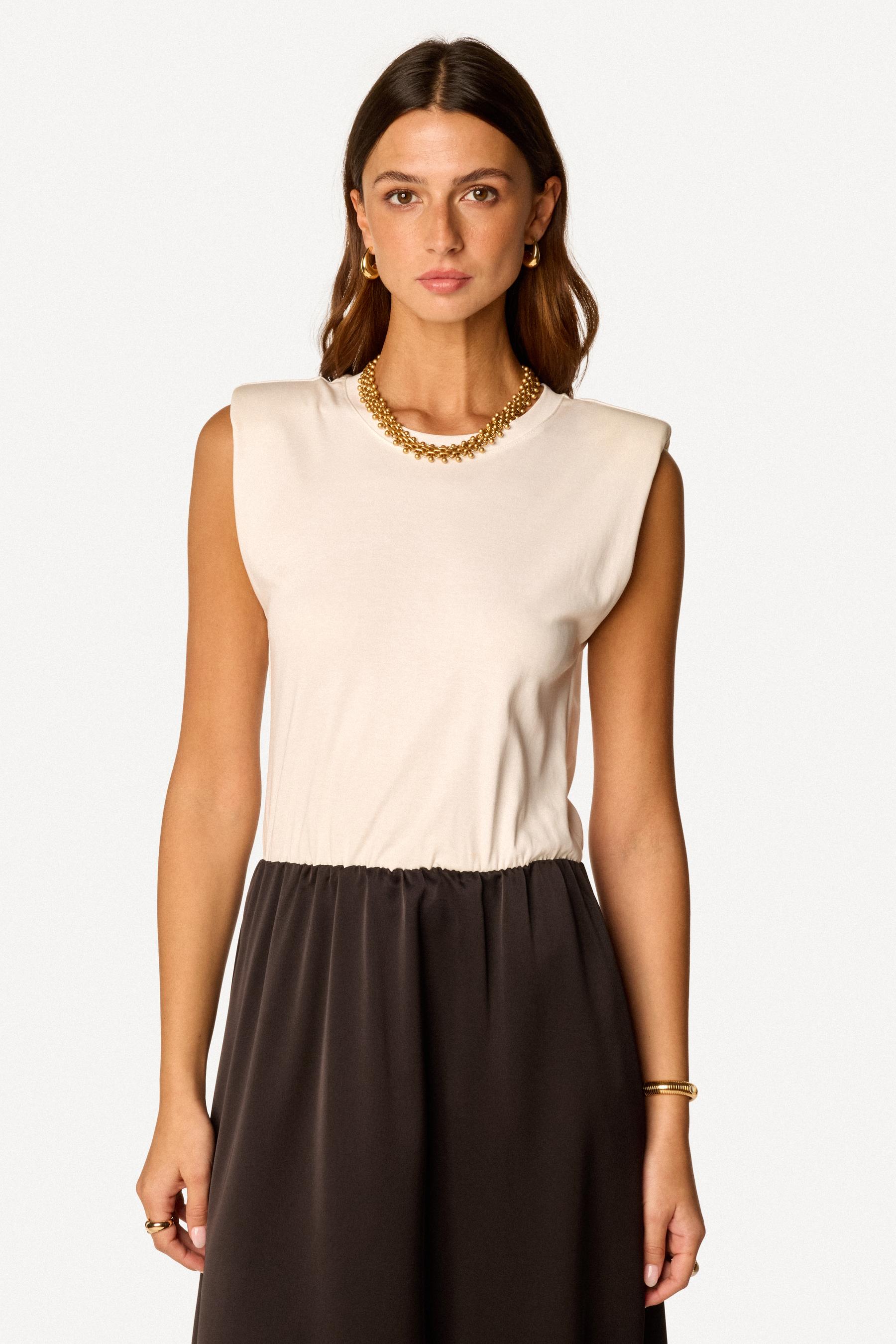 Robe longue sans manches Noir - Axara Paris