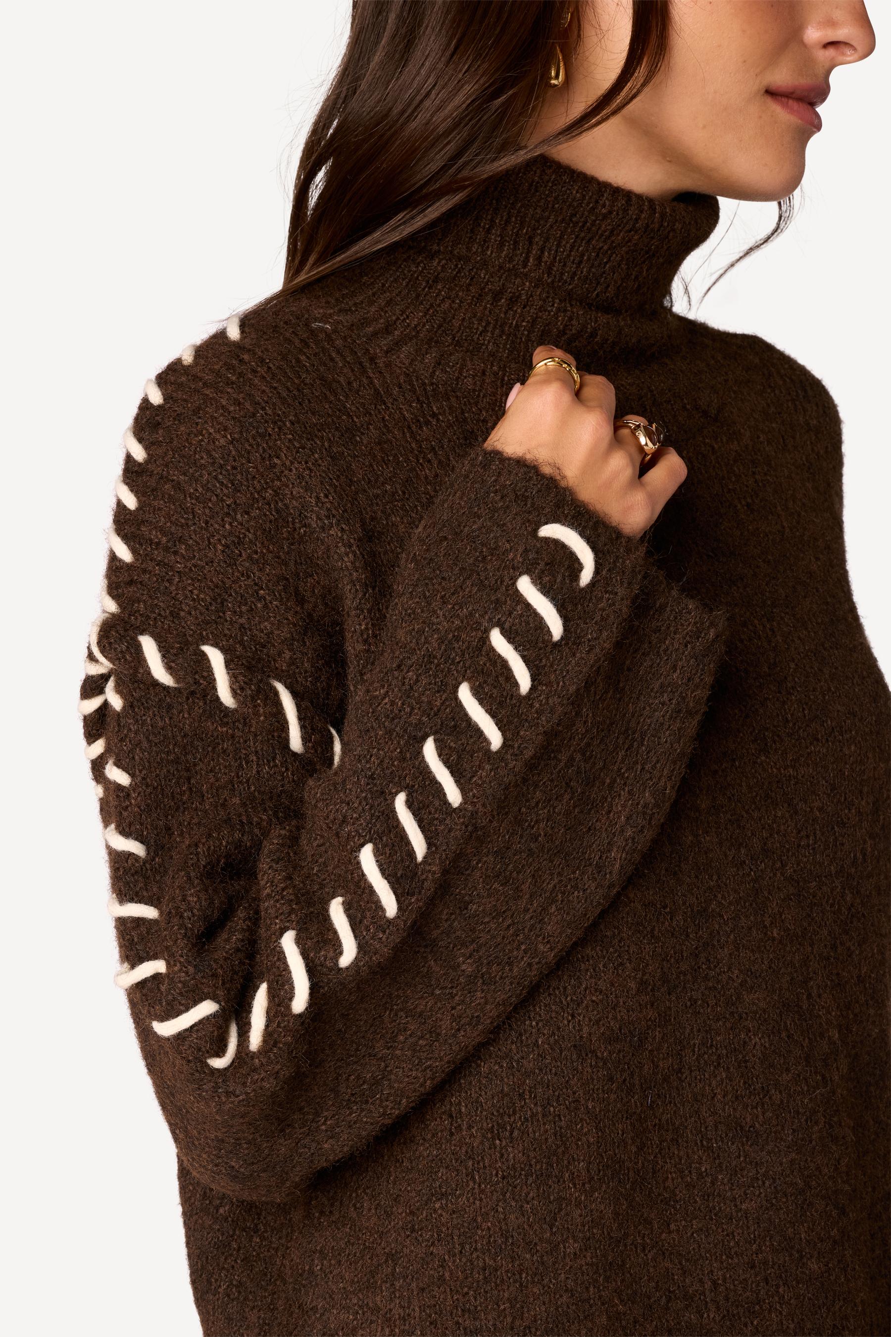 Pull avec détail Choco - Axara Paris